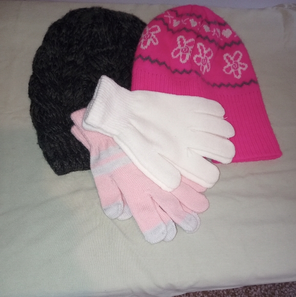 3 winter hats and 2 pair gloves. - Picture 2 of 3